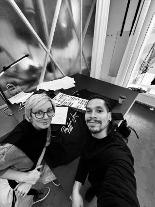 Už jste si dnes dali pohybové espresso?☕️💪 Něco se chystá… s @radeklaci.cz⚡️ Jo a s kávou si u něj nešplhnete, zkoušely...