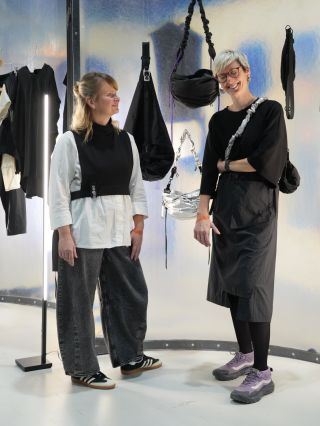 ODVAHA, letošní téma @designblok_prague.❤️‍🔥 Co pro nás tohle slovo znamená? Odvahou je pro nás naše značka. Odvahou je...