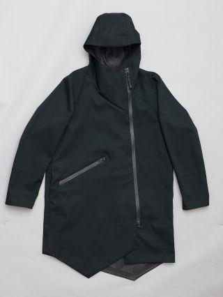 Unisex Nanomembrane Raincoaty jsou skladem! Limitovaný počet kusů. Exkluzivní nepromokavá, celoroční bunda s lepenými švy!...